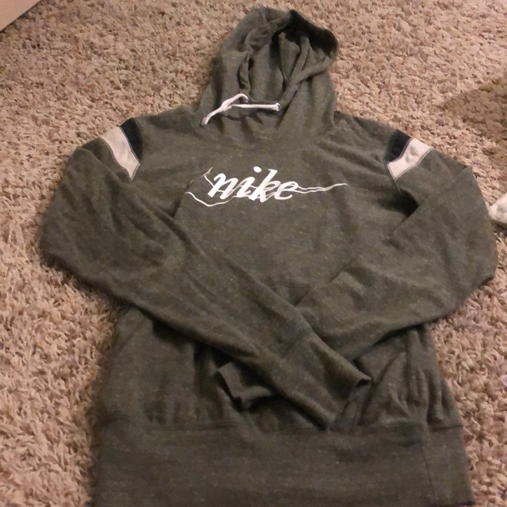 Used Nike sweatshirt skirt size Xs
